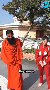 How Swami Ramdev Reacts To Haters! 😇❤ #SwamiRamdev #PositiveMindset #IgnoreTheHaters #InnerStrength #CurlyTales #KamiyaJani | Curly Tales