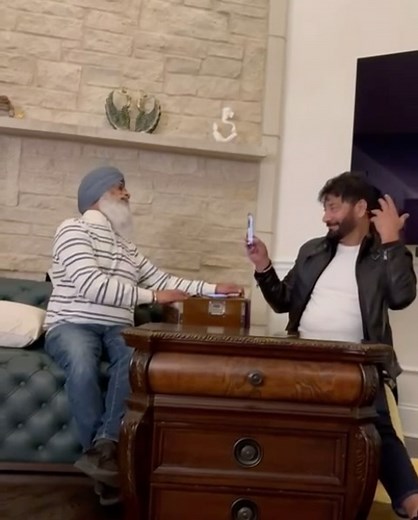 5.5K views · 2.4K reactions | Puranaa yaar, Purane Geet, puranian yaadan, purana Pyar @mukhtarsingh1 mera sureela yaar | Jasbir Jassi | Facebook