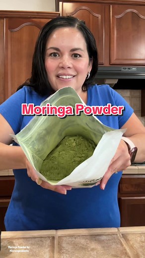 Adding Moringa Powder to my daily routine, I add it in a smoothie. #moringapowder #moringa #microingredients #moringaleaf #dailysmoothie #moringaleafpowder #blogaboutitall