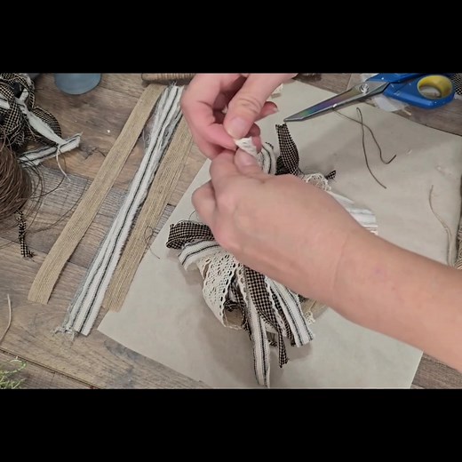 Resharing the Farmhouse Tassel video! These are so cute for your Christmas trees, cabinet knobs, or as an accent piece in your home! #thecutestlittlething #handmadewithlove #farmhousestyle #diyhomedecor | The Cutest Little Thing