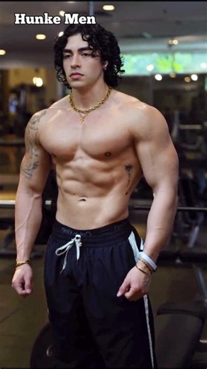 Muscle building#aesthetic#muscle#motivation#posing#abs#chest#biceps#model#body#hunk#gym#work#bulge