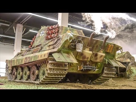 RC Military Machines ULTRA HEAVY! 1/4 scale Tank! 600 kilograms!