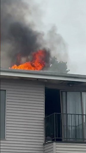 Saginaw Township Michigan (Apartment Structure Fire)#BoxAlarm#JobTown