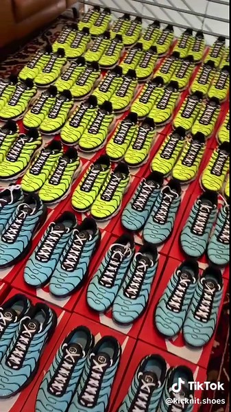 #fyp #nike #shoes #instagram #eshays #spanian