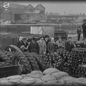 Egyedül nem megy – ez a Rejtélyes XX. század legfrissebb epizódjának címe. A népszerű sláger címe is arra utal, hogy a Szovjetunió nem maradt egyedül a náci Németország ellen folytatott küzdelmében. A nyugati szövetségesek, elsősorban az Egyesült Államok szállítmányai a legkritikusabb pontokon segítették ki az oroszokat. A műsor vasárnap 18 óra 13 perctől az M5 műsorán vagy az alábbi linken tekinthető meg: mediaklikk.hu/video/2024/06/30/rejtelyes-xx-szazad-egyedul-nem-megy #m5tv #rejtelyesxxszaz