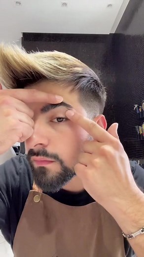 114K views · 1.3K reactions | How to do Eyebrows✌️what a pain #hairideas2023 #eyebrowman #tutorialeyebrow #tutorialeyebrows #tutorialsopracciglia #sopraccigliauomo #naturallookbrows #eyebrowwaxsing | Colucci Hairstylist | Facebook