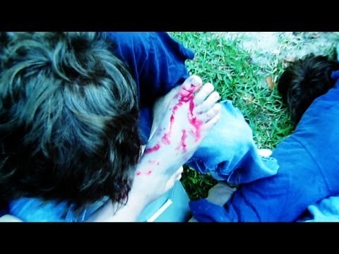 ZOMBIES EATING PEOPLE