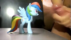 Rainbow Dash(MLP) Figure Bukkake 01