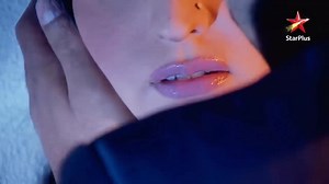 48K views · 3.1K reactions | All the show on one side and this scene on the other side Almost kiss 﫠﫠﫶﫶 #SanayaIrani #BarunSobti #KhushiKumariGupta #IPKKND #arshi #IssPyaarKoKyaNaamDoon | Sanaya Irani International Fans | Facebook