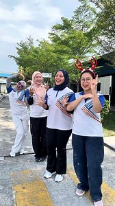 Shikonok konok dance😆 #UnisexDrivingAcademy #gensengeng #PusatLatihanMemandu #latihanmemandu #daftarlesen #drivinglicense #lesenmotor #sekolahmemandu #nilai #dance #funnyvideos #funnyreels | GensenGeng