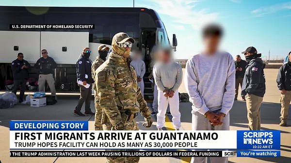 First migrant flights from US land at Guantánamo Bay