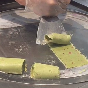 826K views · 8K reactions | Last night I finally got to try this "rolled ice cream" phenomenon that I found on Facebook several months ago! Ordered the matcha flavored one (cuz obviously ) and took a video for you guys. So peaceful watching this. Don't think I can #cheapcleaneats it though because I don't have a huge freezing pan and neither do most of you guys, so let's leave it to the experts! | Blogilates | Facebook
