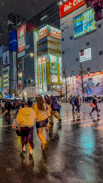 24K views · 1.9K reactions | Rainy night in Tokyo, Akihabara殺✈️ | LIFE of JAPAN 日本の生活 | Facebook