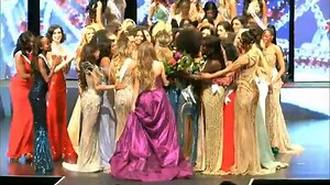 The winners of Miss Universe Canada 2025, crowned on August 9 at the Chrysler Theatre in Windsor, Ontario: • Winner: Jaime Yvonne VandenBerg of Lethbridge, Alberta — she will go on to represent Canada at Miss Universe 2025 in Thailand • 1st Runner-Up: Karmen Brar (Windsor) • 2nd Runner-Up: Jabili Kandula (London) • 3rd Runner-Up: Malayika Kwizera (Ottawa) • 4th Runner-Up: Kamuahao Hei (Edmonton) Jaime was crowned by the outgoing titleholder, Ashley Callingbull (Miss Universe Canada 2024), in a c