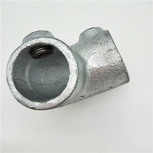 [Hot Item] Galvanized Malleable Cast Iron Pipe Clamp Short Tee Casting Iron Structural Pipe Fittings