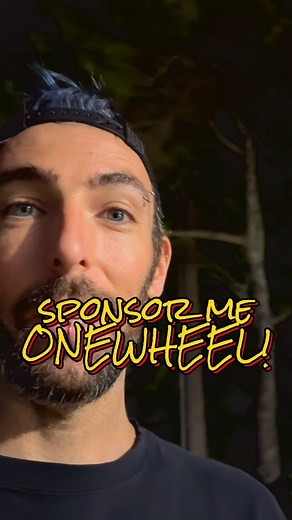 #sponsorme #onewheel #futuremotion #goofy #switch | Knee Capbobs