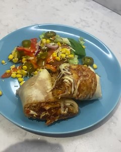 1.2K views | Tired of prepping the same, boring weekly prepared meals? Wanting healthy lunch ideas but not sure where to start? Whether you’re trying to lose weight or eat more healthily We make it simple for you to enjoy healthy handcrafted meals, every day. https://ohsolean.co.uk/product-category/meal-bundles/ | Oh So Lean | Facebook