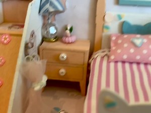 Lucy’s Room - Etsy