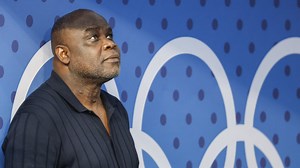 "Je ne peux pas être parisien, impossible" : Basile Boli, légende de l'OM, répond à la polémique sur son soutien au PSG