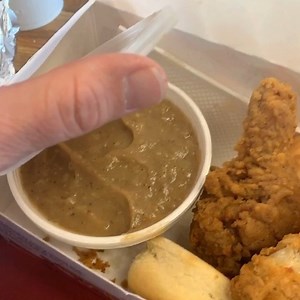 6.8K views · 142 reactions | @jackpirtleschicken is by far best chicken in Memphis. #CantChangeMyMind #GravyTrain | Lil Wyte | Facebook