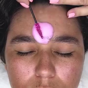 Shaping Thick Eyebrows using Henna | Highway Custom Garage