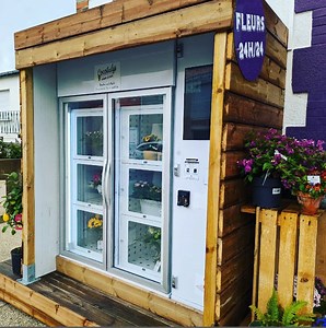 [Hot Item] Máquina expendedora de flores frescas totalmente automática Weimi con sistema de refrigeración para ramos de rosas en centro comercial