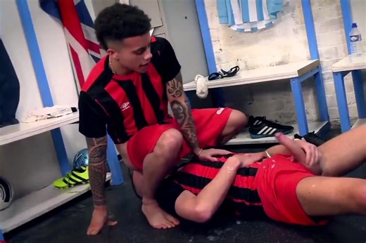 Sweaty jock gets his ass worshipped after practice