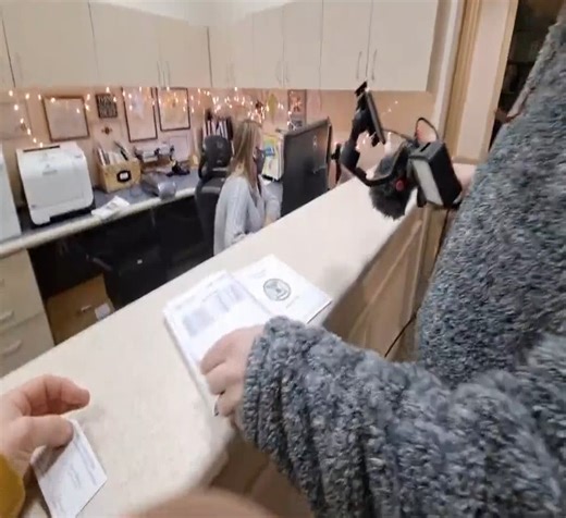 Auditing Londonderry Town Hall PD #PressNHnow #cops #police | America Today Now