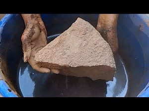 Asmr: Brown Dirt 🤎 Big Chunks Crunchy 🔥 Water+ Dry Crumbling