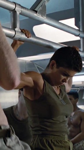 Empowered Women in Aliens: Vasquez Played by Jenette Goldstein