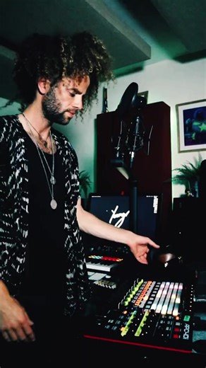 This one's called Heavy Glow. My remake of a bunch of Red Hot Chili Peppers tunes. 🌶️ #reels #remix #redhotchilipeppers | Youngr