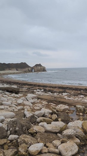 Thornwick Bay, Flamborough 🌊 | I-Yorkshire