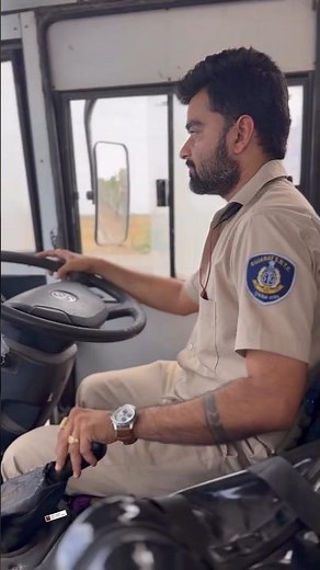 देखा है पहली बार जानम की आँखों में प्यार ❤️🌟 Bus Driver GSRTC #driver #drawing #love #luxury #travel