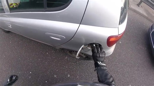 Biker Giving A Helping Hand To Driver! Watch Full Video On My Channel! #kind #kindness #positivity #positive #goodsamaritan #generous #epic #likeable