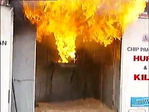 1.5K views · 30 reactions | Crews were called to two chip pan fires yesterday, one in Newcastle and one in Sunderland. No one was hurt, but both properties suffered damage. This video shows how putting water on a chip pan fire can make things much worse. If you use a chip pan, never fill it more than one-third full of oil or leave it unattended. Consider replacing it with a temperature-controlled deep fat fryer or have oven chips instead. | Tyne and Wear Fire and Rescue Service | Facebook