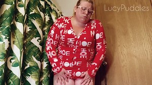 Big shit from her huge and stinky ass / LucyPuddles