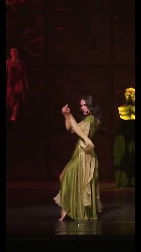 Elhaida Dani (Esmeralda) dancing to “Belle” [Notre Dame de Paris]