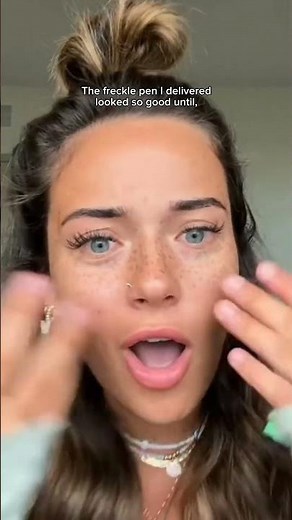 Ladies, how can you not flex freckles when you don't have it naturally 🥰 #freckles #freckled #damsel