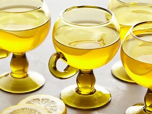 55 Thanksgiving Cocktails for a Festive Celebration