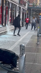 2.2K views | Ladies and gentlemen若.. #NYShitty via _notcrime_ #cvs #nyc via @ontodaysnewyorkshitty for more! | The Myxs | Facebook