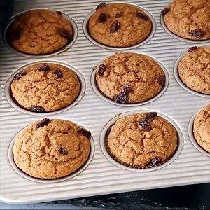 Start your day right with a warm, fluffy bran muffin! These tasty muffins are loaded with sweet raisins, whole grains, and essential fiber to keep you feeling full and energized. Bonus: they freeze beautifully—so make a double batch and have a healthy breakfast ready for those busy mornings! Recipe  https://www.healthyseasonalrecipes.com/bran-muffins/ | Healthy Seasonal Recipes | Facebook