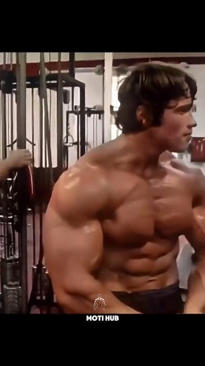 King 👑 by some reason 💪 #arnoldschwarzenegger #uk🇬🇧 #gymfitness #fitnessuk #usa🇺🇸 | Moti Hub