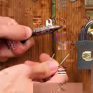 316K views · 886 reactions | How to get a broken key out and 9 more lock tips! | Street Belle Fashion | Facebook