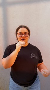 Cada uno de nosotros ha pasado por momentos difíciles en los que creemos que Dios no está… ¿Pero sabes qué joven? El señor tu Dios NUNCA te ha dejado🤍 Deuteronomio 31:6 “Esforzaos y cobrad ánimo; no temáis, ni tengáis miedo de ellos, porque Jehová tu Dios es el que va contigo; no te dejará, ni te desamparará”.🙌🏻 | AJEC Humacao