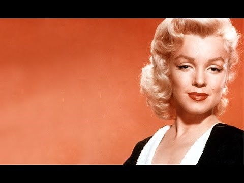 How To Do Marilyn Monroe's Crazy Lip-Contouring Trick - Redbook