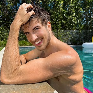 42K views · 2.4K reactions | How did I go from bucky to twonky?? Thank you to the MILLIONS of you who have supported me throughout my journey! I would not be Joey Graceffa without my WONDERFUL fans!! 殺 | Joey Graceffa | Facebook