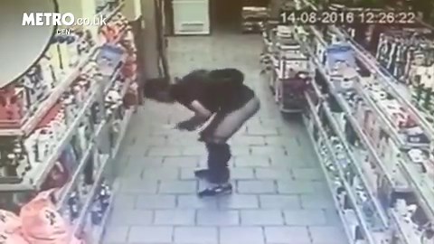 Shoplifter caught pooping on supermarket floor by CCTV