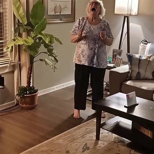 1.9K views | MY MOTHER, WHO HAS ALZHEIMER'S, DISAPPEARED FOR 3 DAYS...