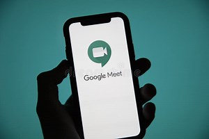 LONDON, UK - May 22 2020: Google Meet Video Meeting Logo on a Smartphone Screen Editorial Photography - Image of connecting, entertainment: 197246872