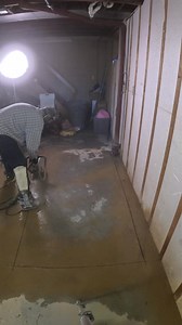 Building a curbless shower over concrete 👊🔥👍💪 #diy #tile #facebookreels #homeimprovement #bathroomremodelingteacher | Bathroom Remodeling Teacher